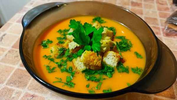 Томатный суп с клецками - рецепт
