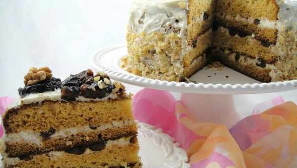 Торт Медовый с черносливом - рецепт